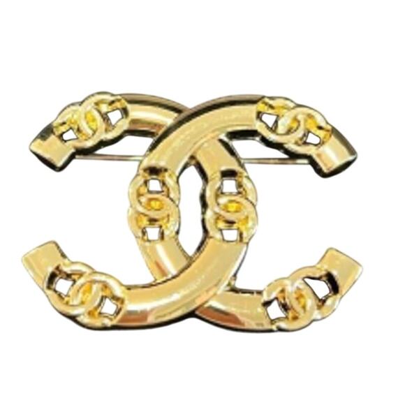 Jewelry - Chanel Bright Gold Interlocking Multi CC Brooch Fall 2023 Act II (CCXX017)